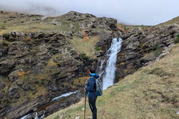 Ruta a la Cascada de las Negras desde Canfranc-Estación