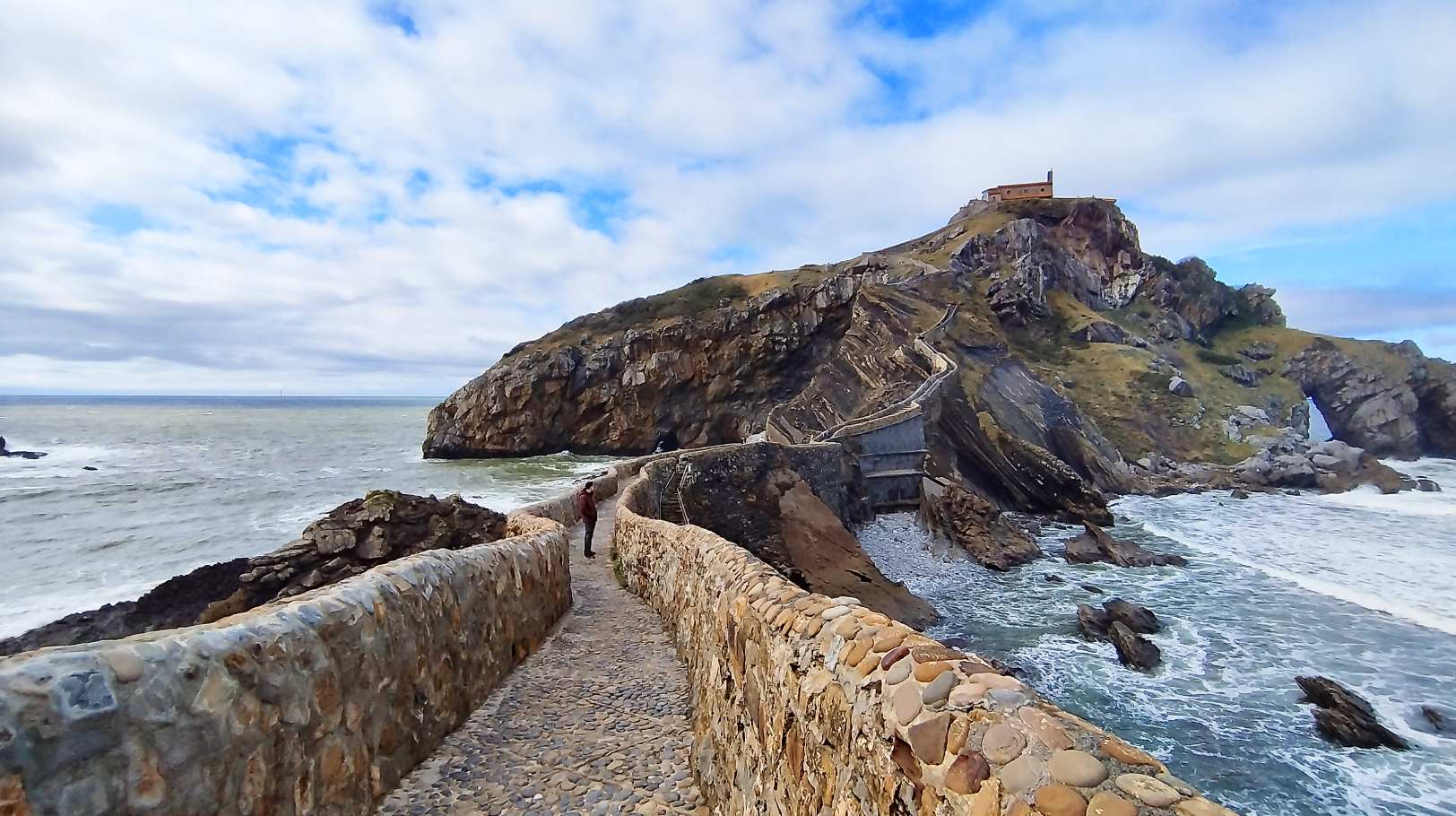 Visitar San Juan de Gaztelugatxe: la ermita más espectacular del País Vasco